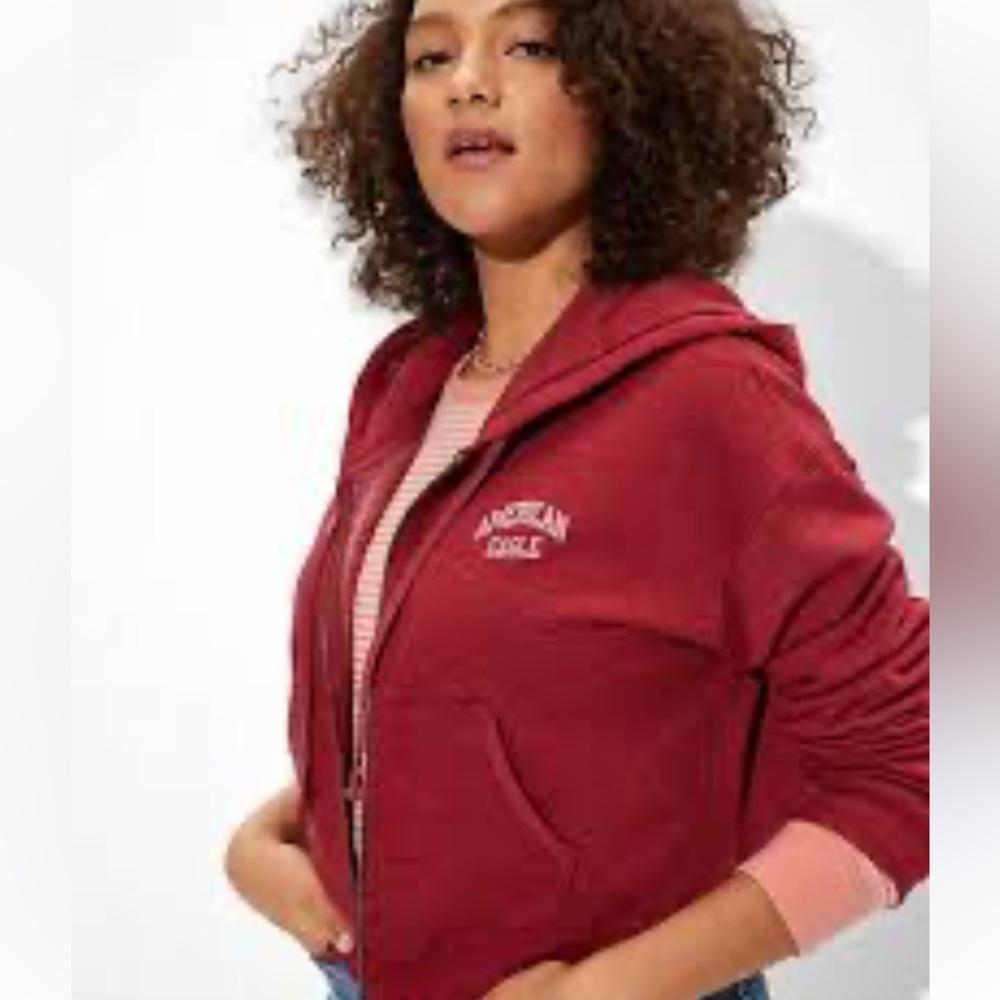 American Eagle Cropped Hoodie – Size XS